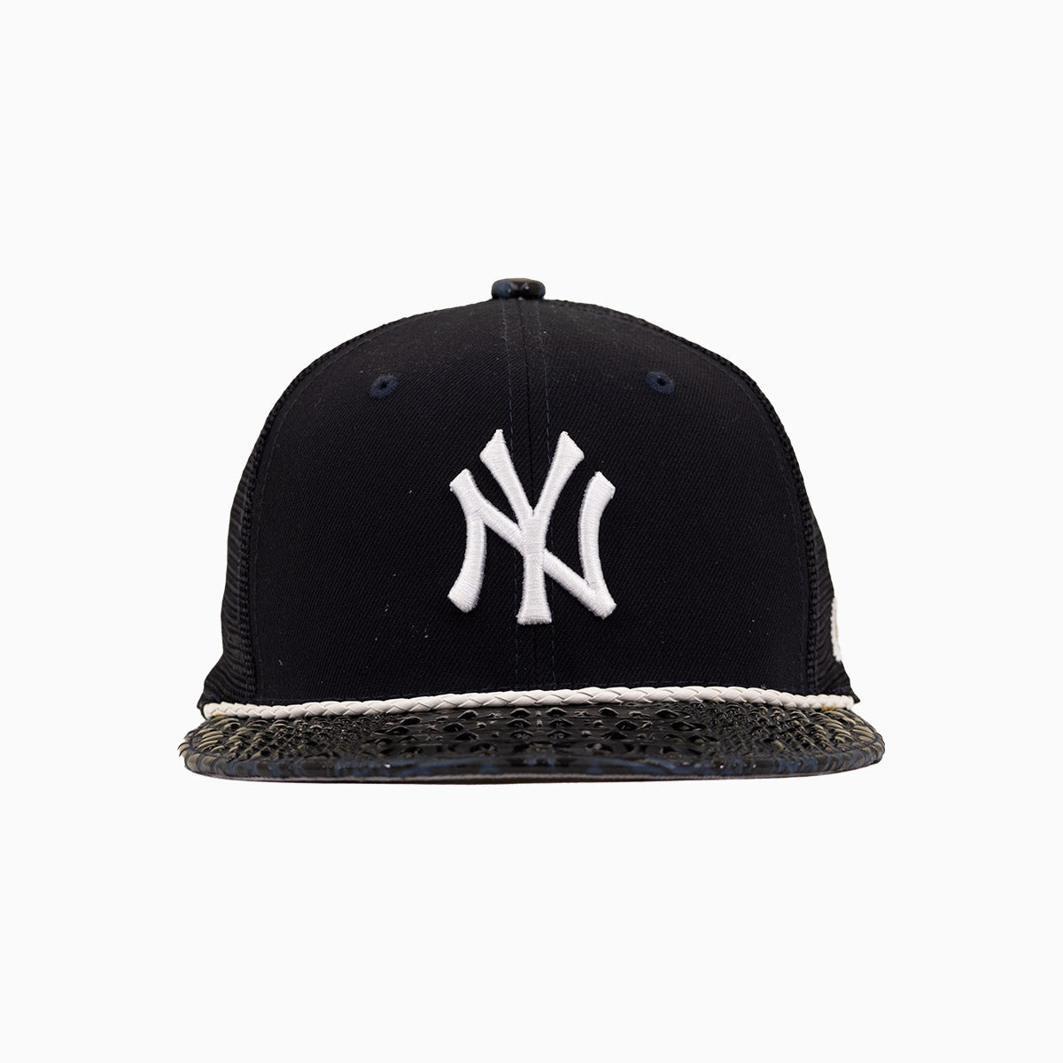 breyers-buck-50-new-york-yankees-trucker-hat-with-leather-visor-breyers-tnyyth-black