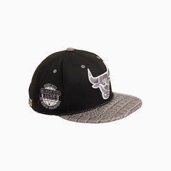 breyers-buck-50-chicago-bulls-hat-with-leather-visor-breyers-tcbh-black-grey